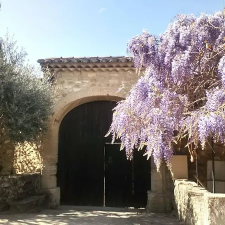 2 Dans Mas Chez Sofi * Maubec (Vaucluse)